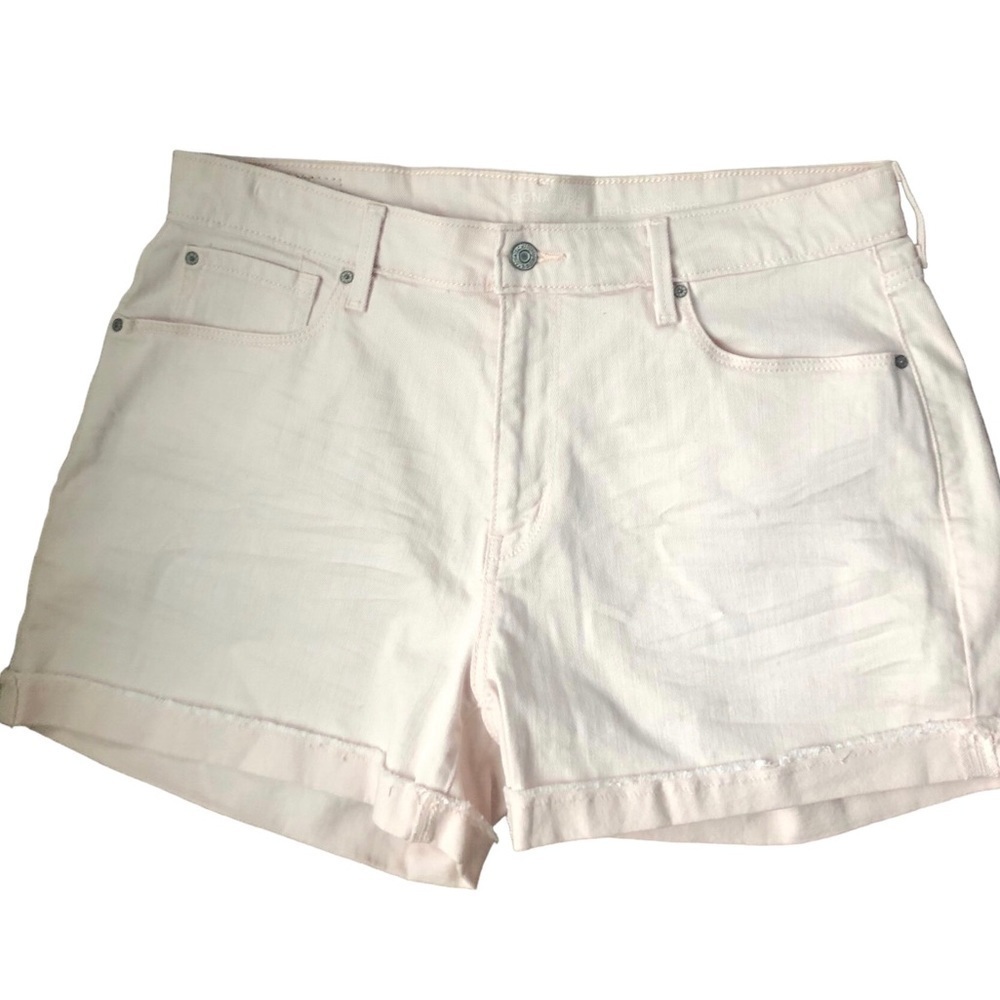 Levi’s Signature Mean Girls High Rise Shorts 14X4”Light Pink Cuffed Raw Hem